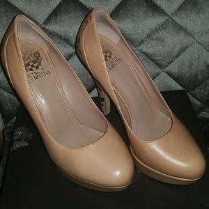 Vince Camuto Pumps